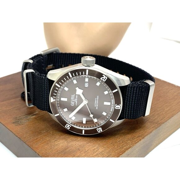 Gevril Men's Watch 48607N Yorkville Swiss Automatic Brown Dial Diver Nylon 43mm - Picture 8 of 14